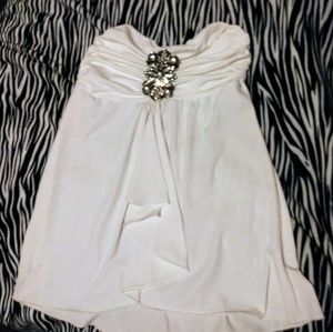 Small women's strapless blouse